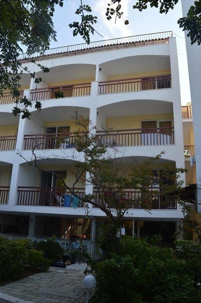 Hotel Lalaria Скиатос Экстерьер фото